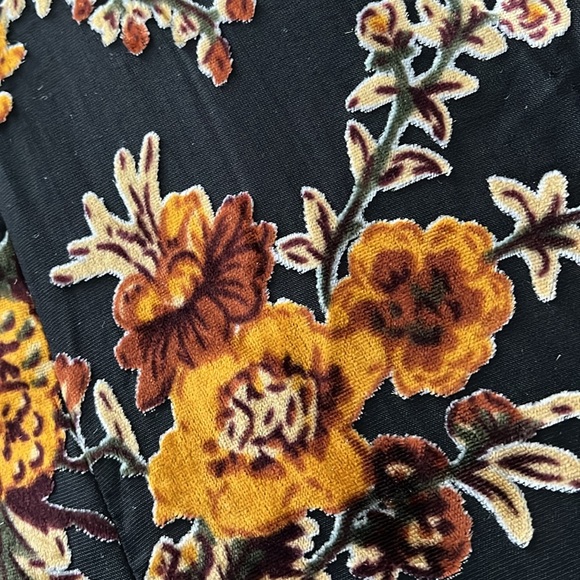 Anthropologie NWT HUTCH FLORAL WRAP-FRONT JUMPSUIT size 2. - Picture 7 of 9